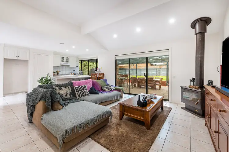 13 Chain Court, Narre Warren South VIC 3805