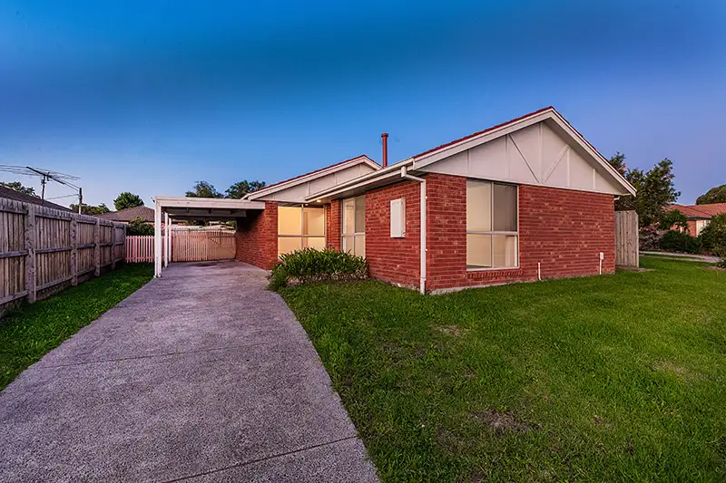 Main view of Homely house listing, 5 Tinara Court, Cranbourne North VIC 3977
