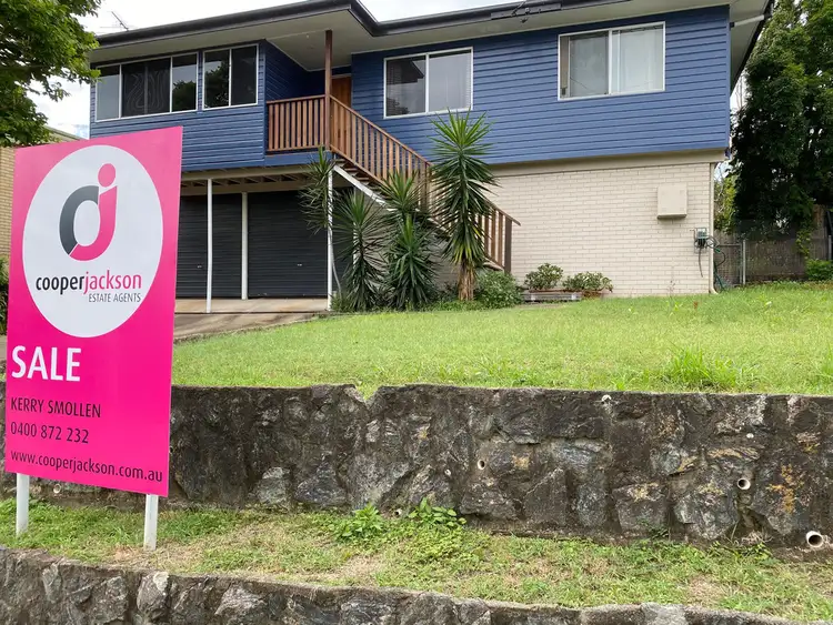 18 Eurobin Cres, Ferny Hills QLD 4055
