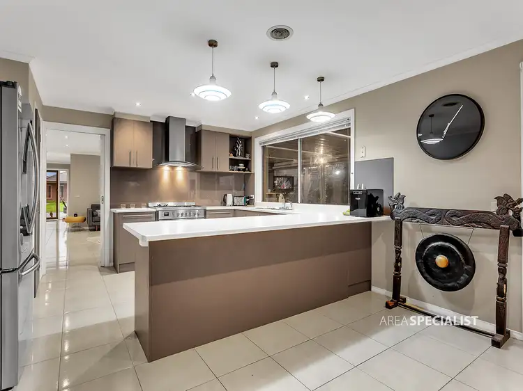 Fifth view of Homely house listing, 33 Flametree Circuit, Cranbourne VIC 3977