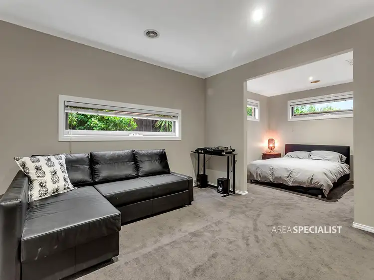 Seventh view of Homely house listing, 33 Flametree Circuit, Cranbourne VIC 3977