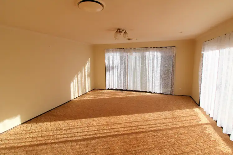 Fifth view of Homely house listing, 1 Muir Place, Griffith NSW 2680