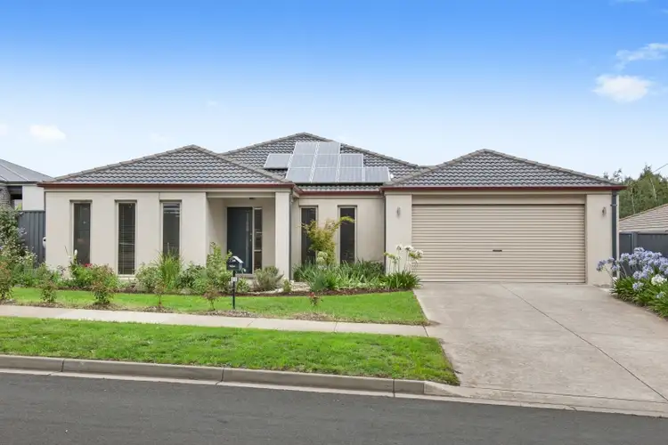 11 Learmonth Street, Buninyong VIC 3357