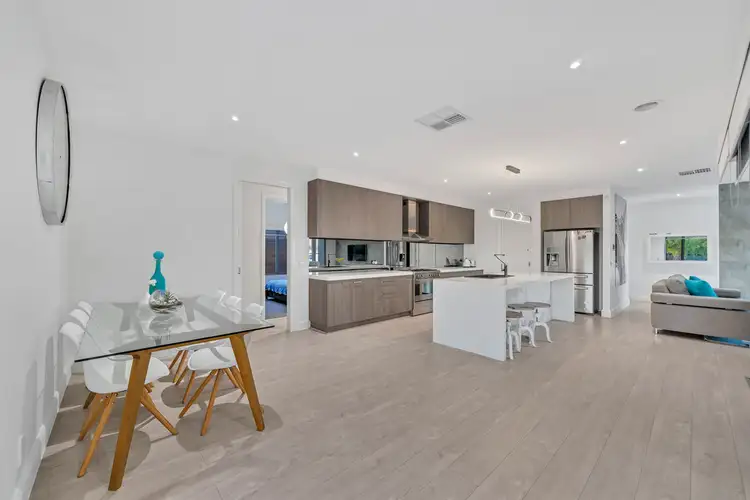 Sixth view of Homely house listing, 2 Gallantry Avenue, Craigieburn VIC 3064