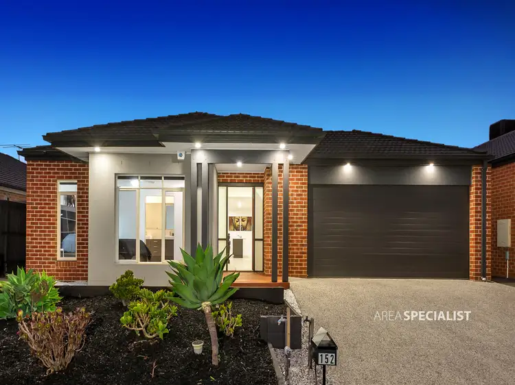 152 Boland Drive, Lyndhurst VIC 3975