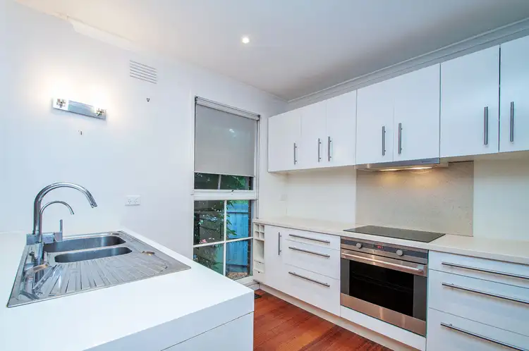 Fourth view of Homely house listing, 2/26 Kalinda Road, Croydon VIC 3136