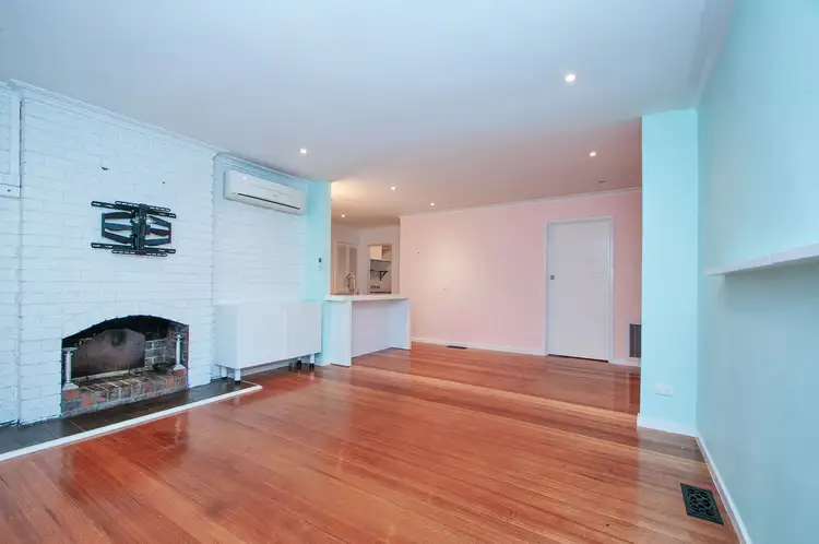 Sixth view of Homely house listing, 2/26 Kalinda Road, Croydon VIC 3136