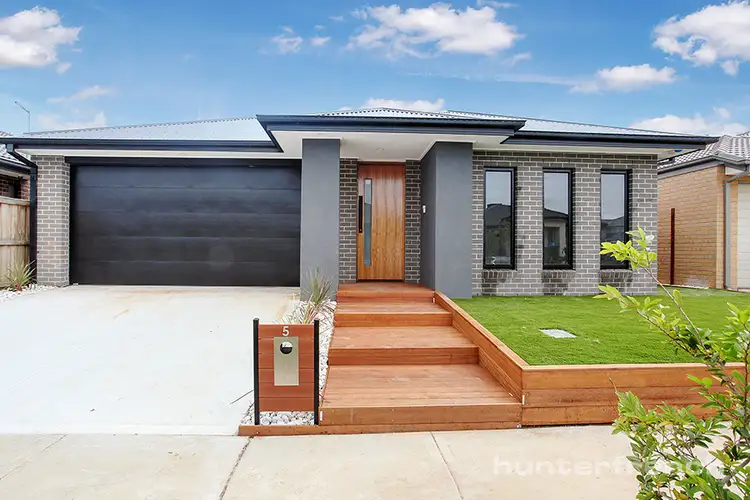 5 Evesham Drive, Point Cook VIC 3030