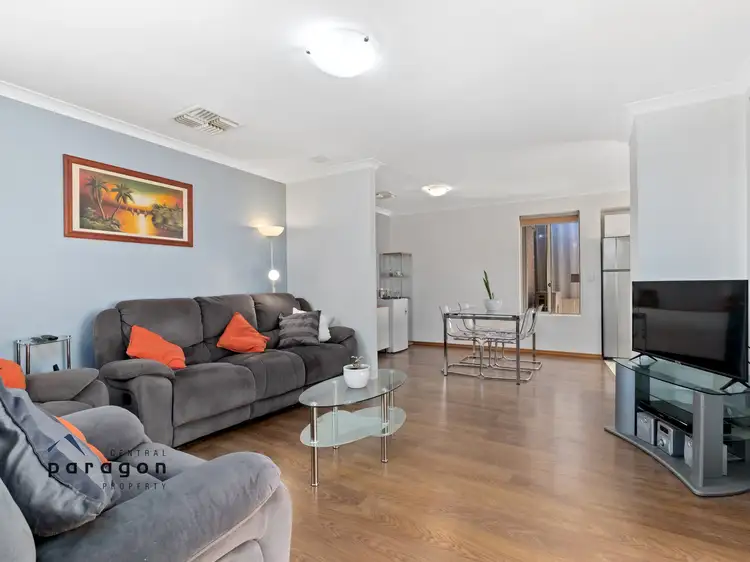 2/52 Bradley Street, Yokine WA 6060