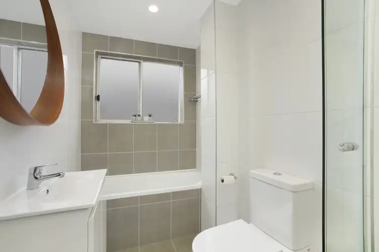 Fifth view of Homely unit listing, 3/24 Glen Street, Marrickville NSW 2204