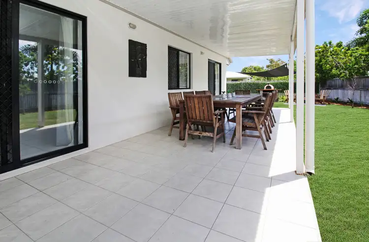 Sixth view of Homely house listing, 2 Ludlow Court, Mount Low QLD 4818
