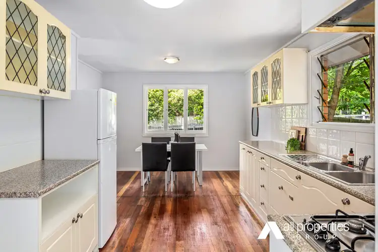 27 Kolonga Street, Woodridge QLD 4114