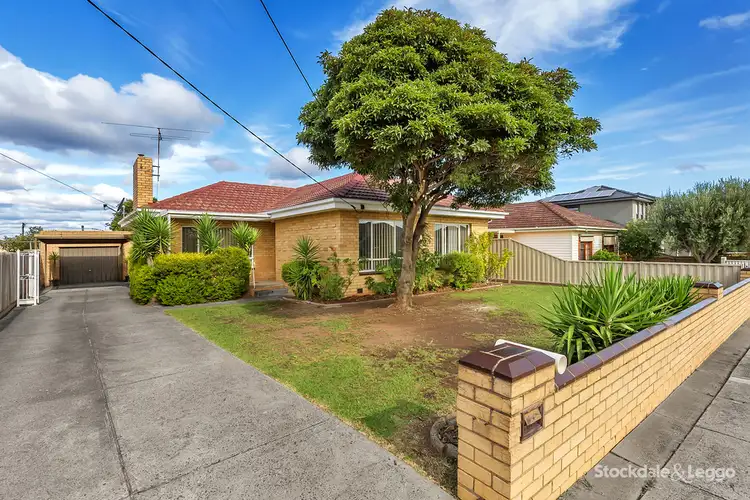 18 Larlac Street, Hadfield VIC 3046
