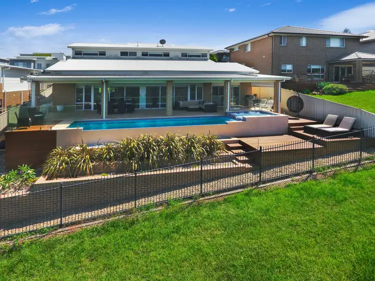 14 Lakelands Close, Shell Cove NSW 2529