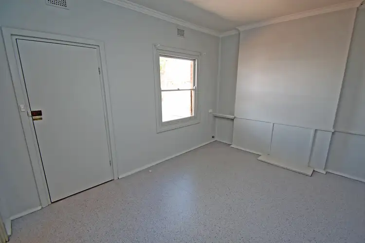 Sixth view of Homely house listing, 18 Hopkins Street, Renmark SA 5341