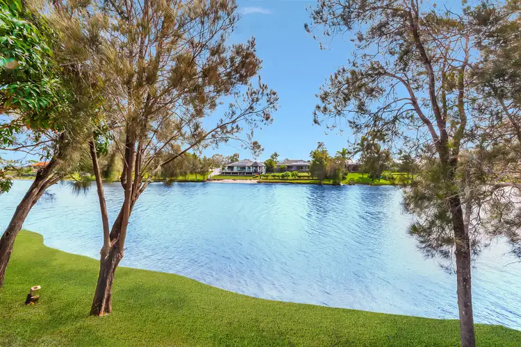 54 Jabiru Ave, Burleigh Waters QLD 4220