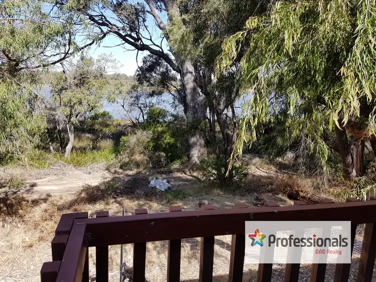 6 Melaleuca Court, Myalup WA 6220