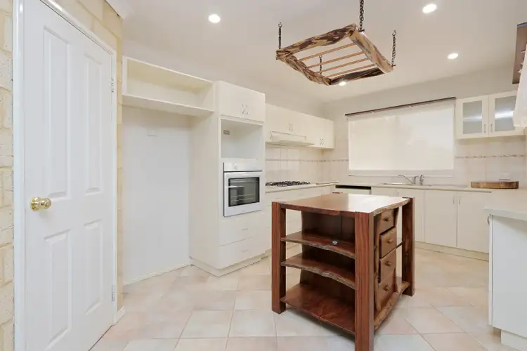 90 Withers St, Northam WA 6401
