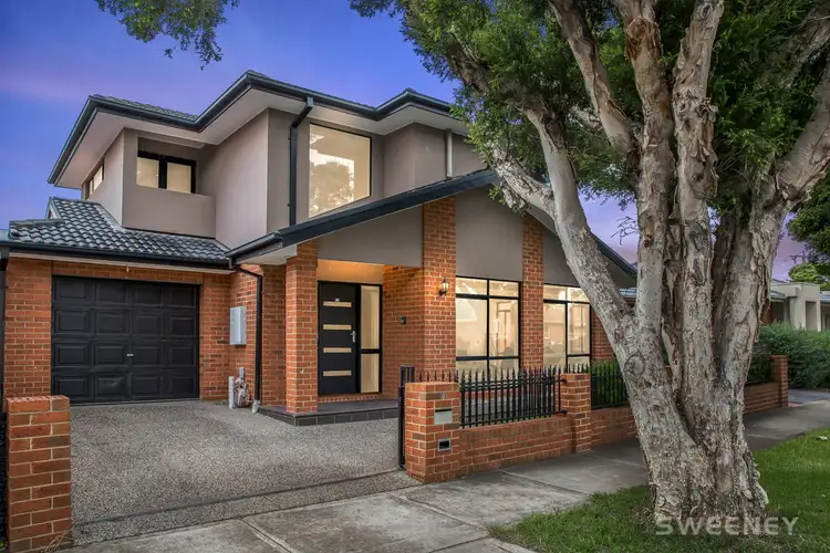 20 Paproth Grove, Altona North VIC 3025