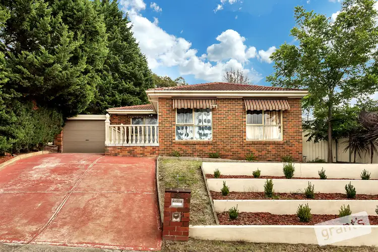 75 John Fawkner Drive, Endeavour Hills VIC 3802