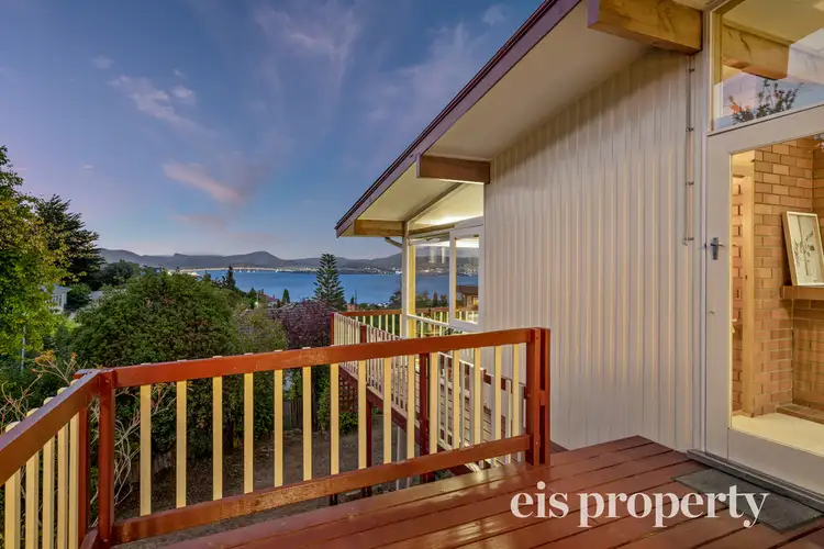 14 Wandeet Place, Sandy Bay TAS 7005