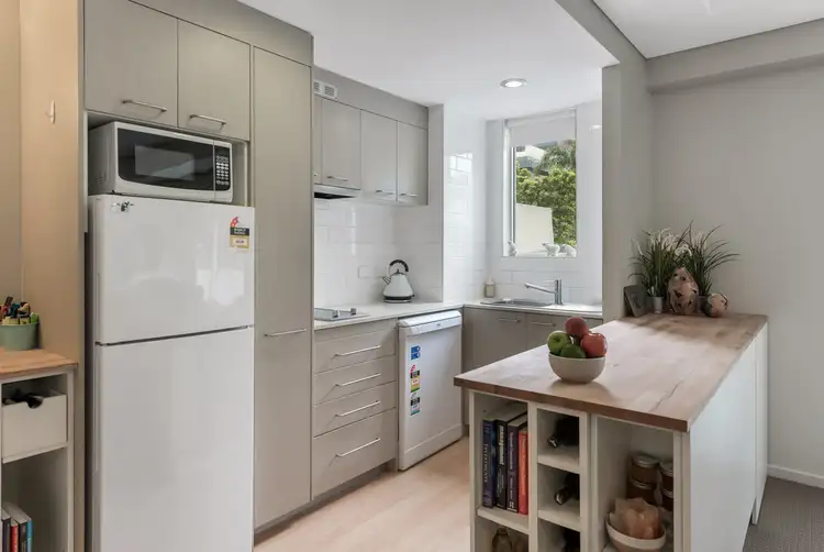 Fifth view of Homely unit listing, 6/41 Fortescue Street, Spring Hill QLD 4000