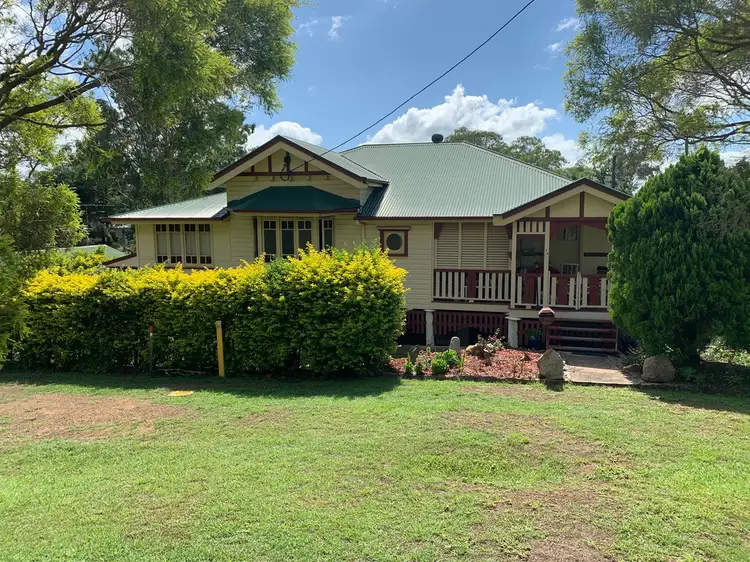 14 Brown Street, Kilcoy QLD 4515