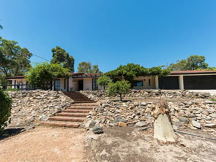 2265 Clayton Road, Helena Valley WA 6056