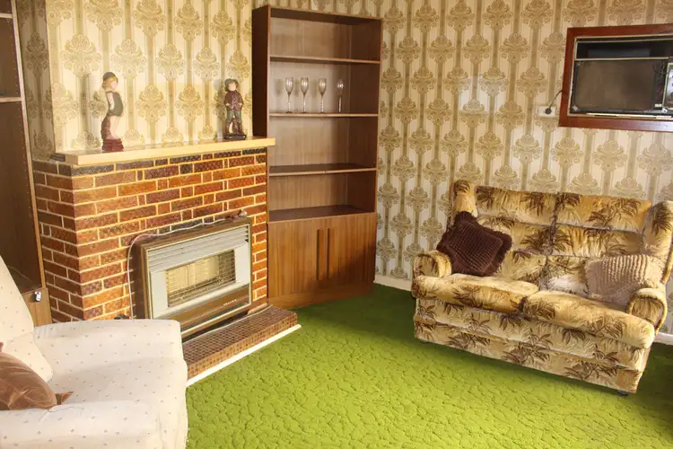 Fifth view of Homely house listing, 70 Venn Avenue, Bordertown SA 5268