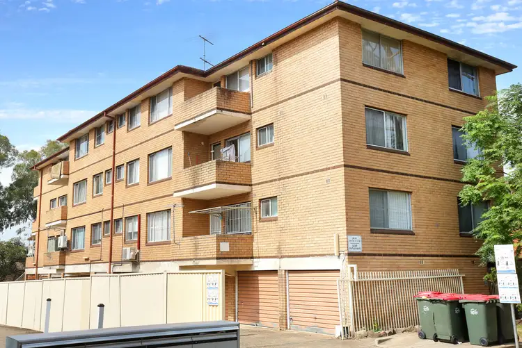 3/75 Hughes Street