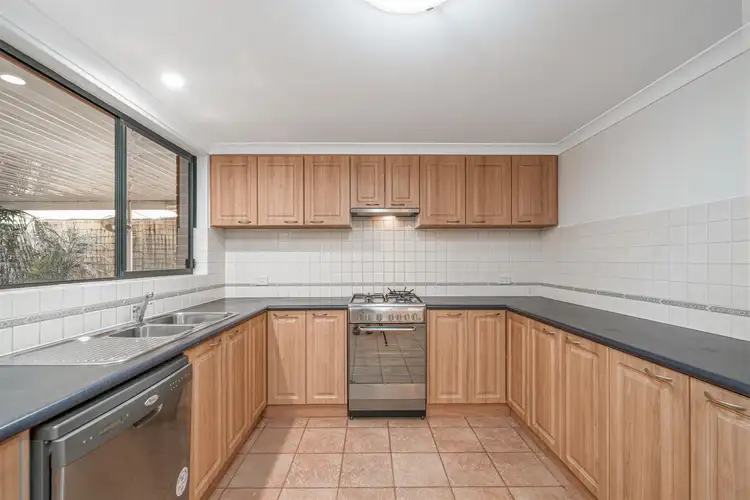 Fourth view of Homely house listing, 4/31 The Lakes Boulevard, Jandakot WA 6164