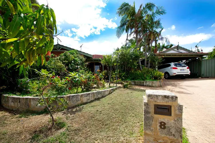 8 Oakwood Court, Beechboro WA 6063