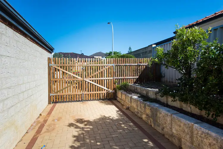 Fifth view of Homely house listing, 2 Marjorie Cove, Coogee WA 6166