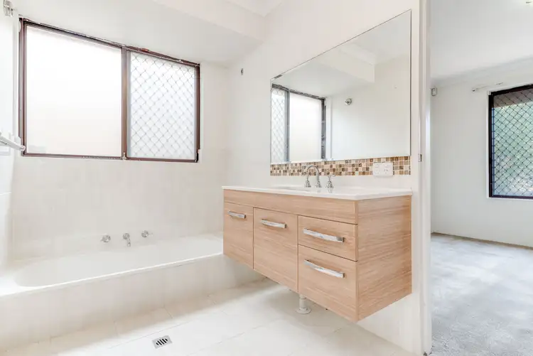 Seventh view of Homely house listing, 321 Yangebup Road, Yangebup WA 6164