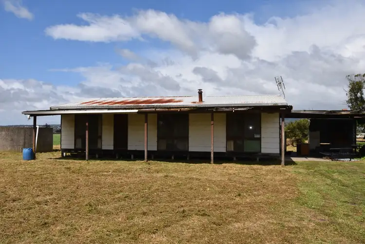 100 Millers Road, Westbury VIC 3825