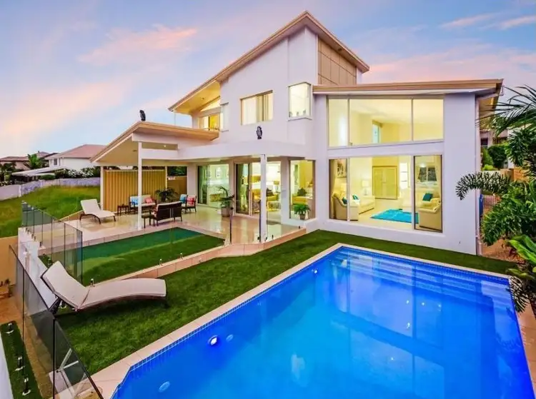 67 Compass Drive, Biggera Waters QLD 4216