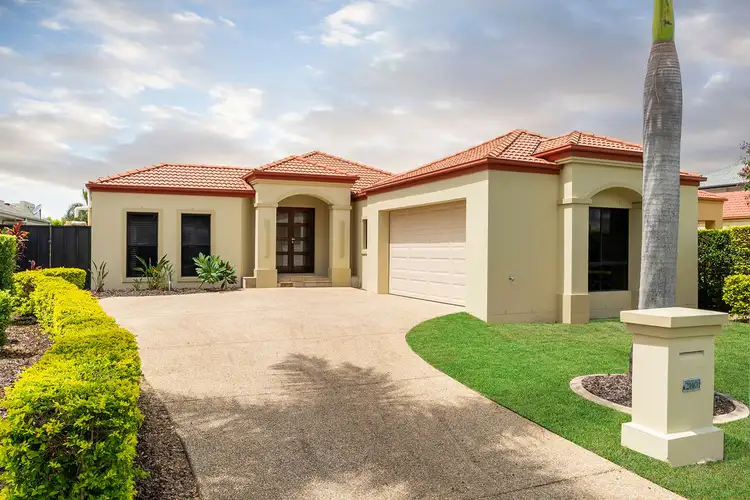 2140 Beaufort Way, Hope Island QLD 4212