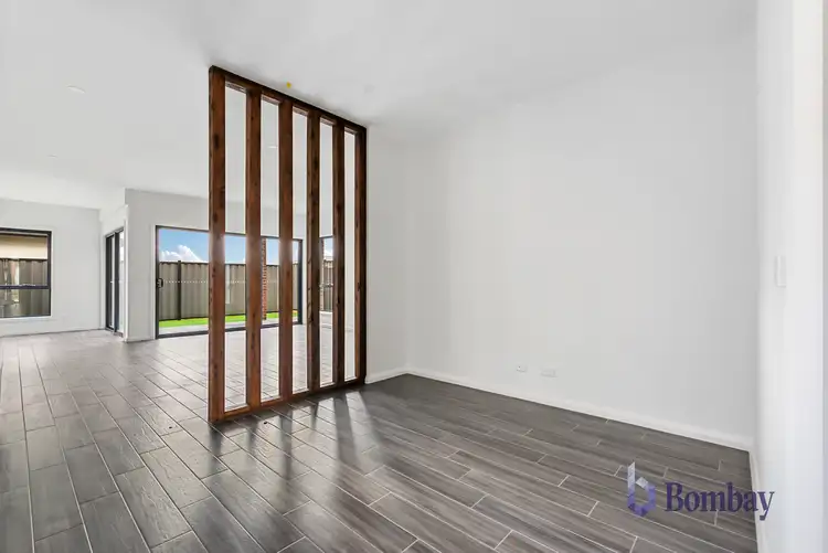 Seventh view of Homely house listing, 32 Holbrook Crescent, Kalkallo VIC 3064