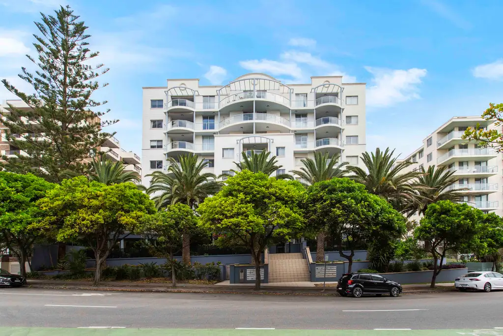 Main view of Homely apartment listing, 2/7-11 Gerrale St, Cronulla NSW 2230