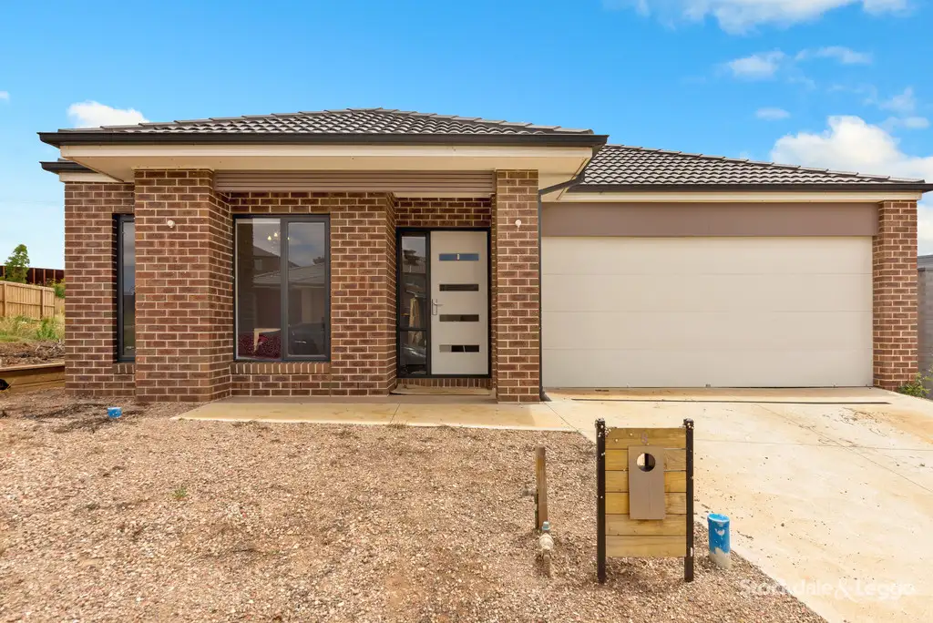 Main view of Homely house listing, 8 Chablis Court, Waurn Ponds VIC 3216