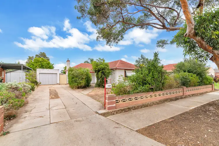 17 Russ Avenue, Seaton SA 5023