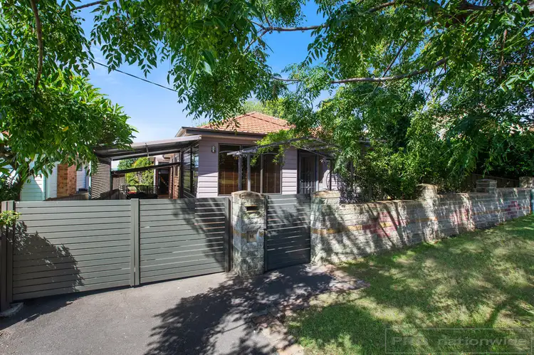16 Dee Street, Rutherford NSW 2320