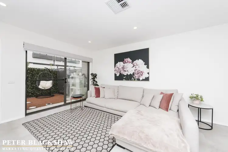 30/41 Arthur Blakeley Way, Coombs ACT 2611