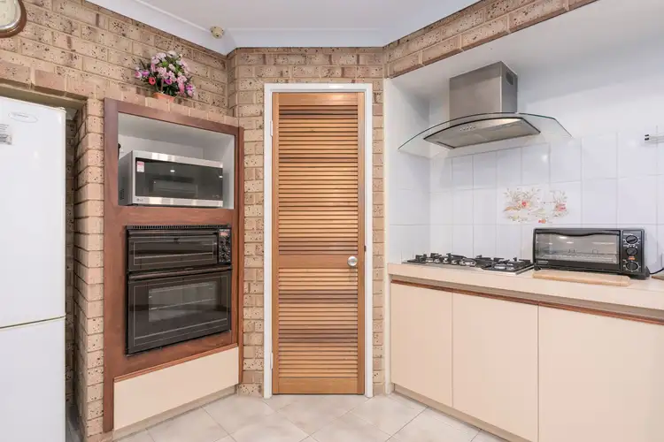 Seventh view of Homely house listing, 7 Weaver Court, Kardinya WA 6163