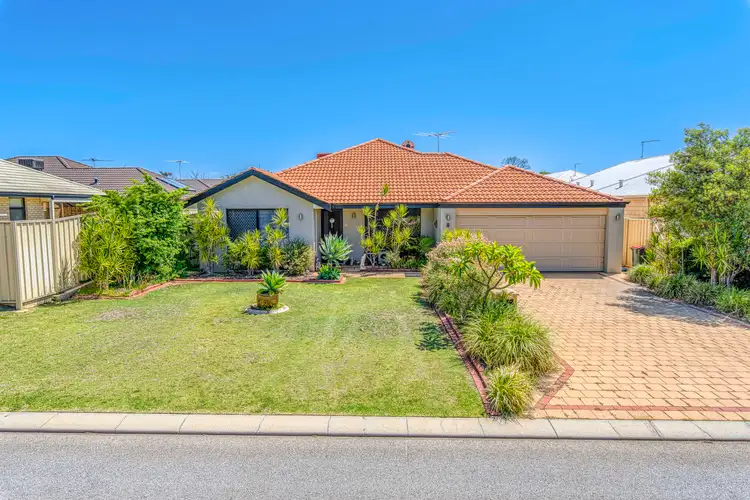 8 Darwinia Road, Success WA 6164