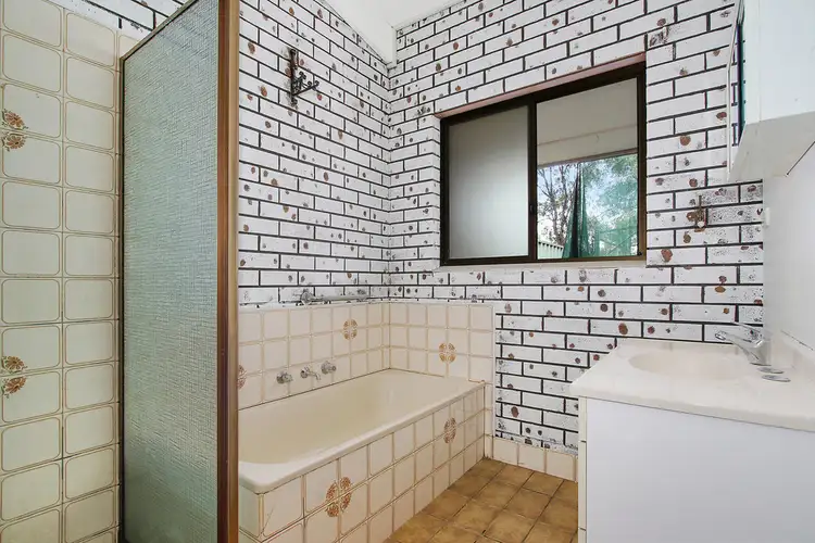 Fifth view of Homely unit listing, 3/10 McEwen Crescent, Wodonga VIC 3690