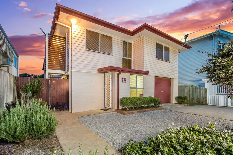 12 Bramble St, Woody Point QLD 4019