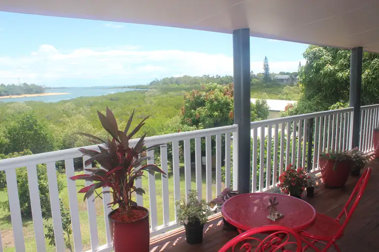 18 Morris Street, Campwin Beach QLD 4737