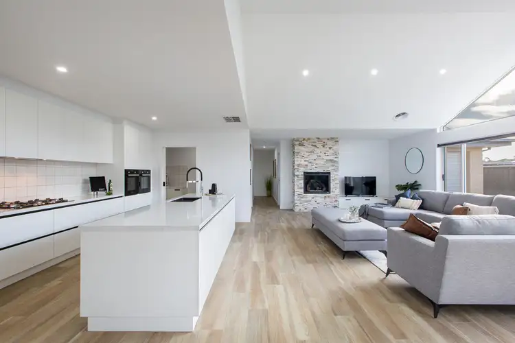 Fifth view of Homely house listing, 35 Woodbridge Street, Killara VIC 3691