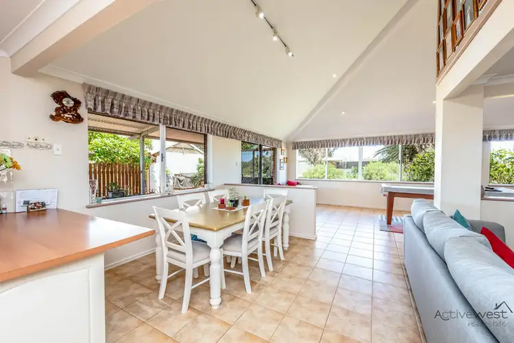 Second view of Homely house listing, 7 Avalon Court, Woorree WA 6530